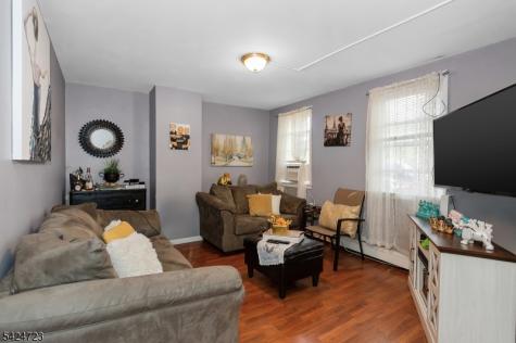 75 Garfield Avenue Paterson NJ 07522