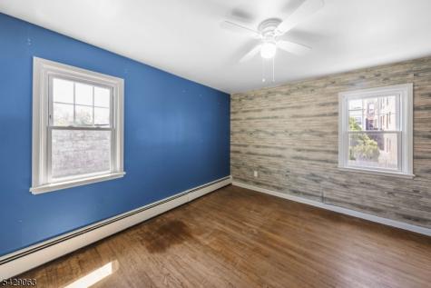 466 Delavan Avenue Newark NJ 07107
