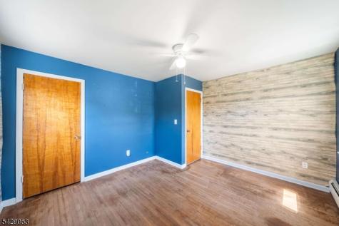 466 Delavan Avenue Newark NJ 07107