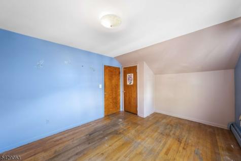 466 Delavan Avenue Newark NJ 07107