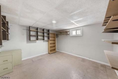 466 Delavan Avenue Newark NJ 07107