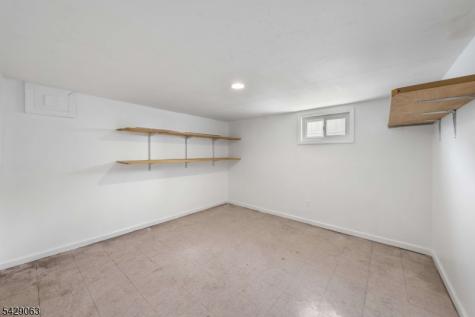 466 Delavan Avenue Newark NJ 07107