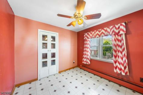 466 Delavan Avenue Newark NJ 07107