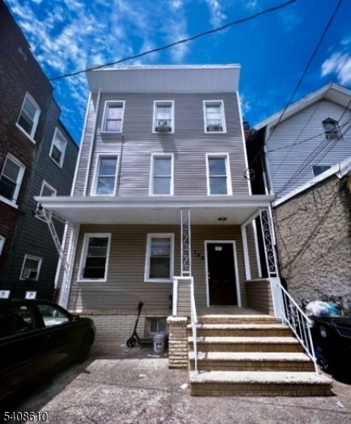 148 Garside Street Newark NJ 07104