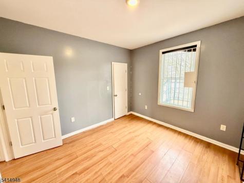 52 Montrose Terrace Irvington NJ 07111