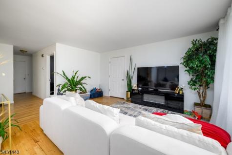 149 Baltimore Avenue Hillside NJ 07205