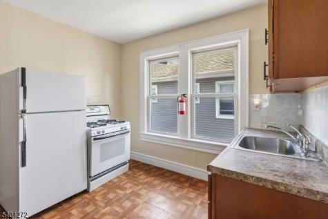 102 Lincoln Street Montclair NJ 07042