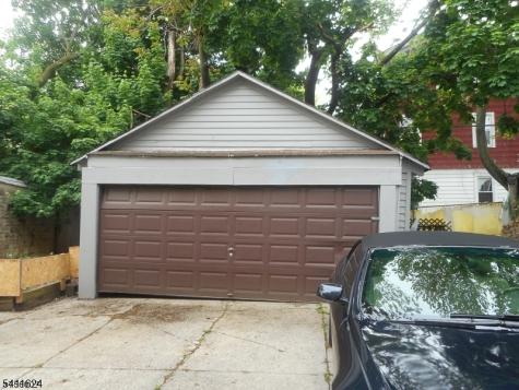 100 Lyons Avenue Newark NJ 07112