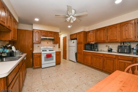 155 Lafayette Street Newark NJ 07105