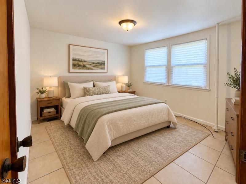 64 2ND Street Woodbridge NJ 07095