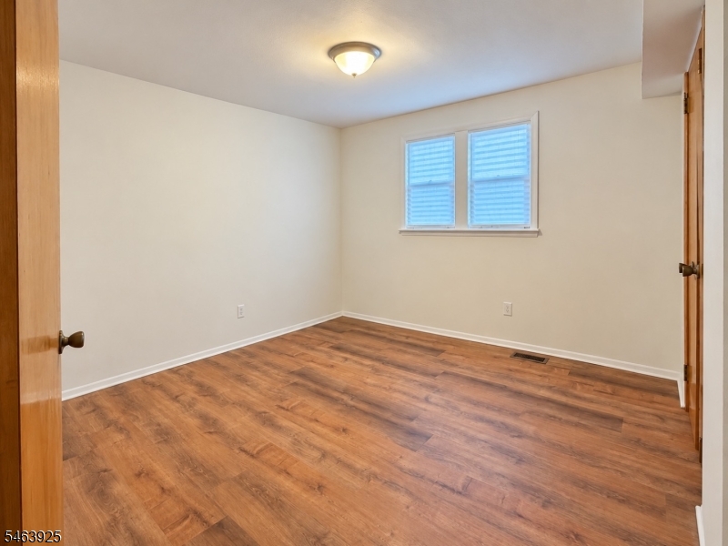 64 2ND Street Woodbridge NJ 07095
