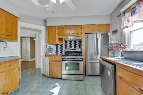 8 Elm Street West Orange NJ 07052