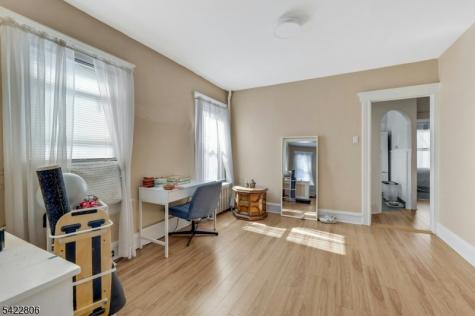 8 Elm Street West Orange NJ 07052