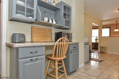 247 Grove Street Lodi NJ 07644