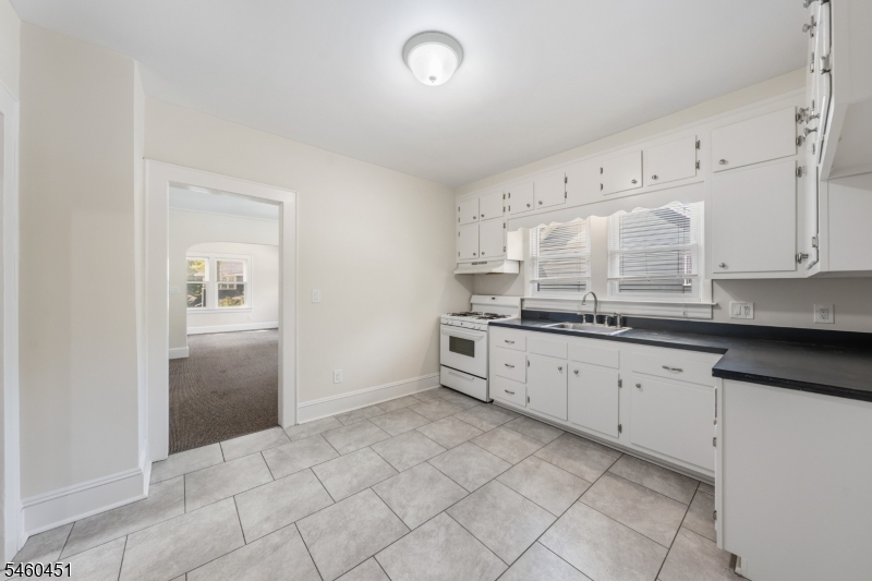 11 Evergreen Avenue Bloomfield NJ 07003