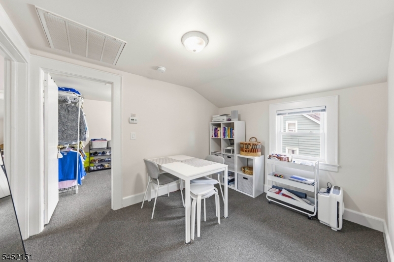 11 Evergreen Avenue Bloomfield NJ 07003