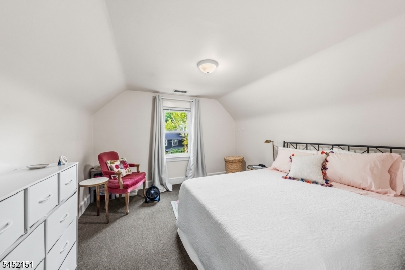 11 Evergreen Avenue Bloomfield NJ 07003