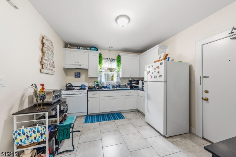 11 Evergreen Avenue Bloomfield NJ 07003