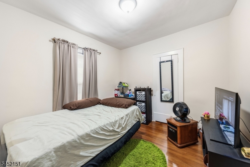 11 Evergreen Avenue Bloomfield NJ 07003