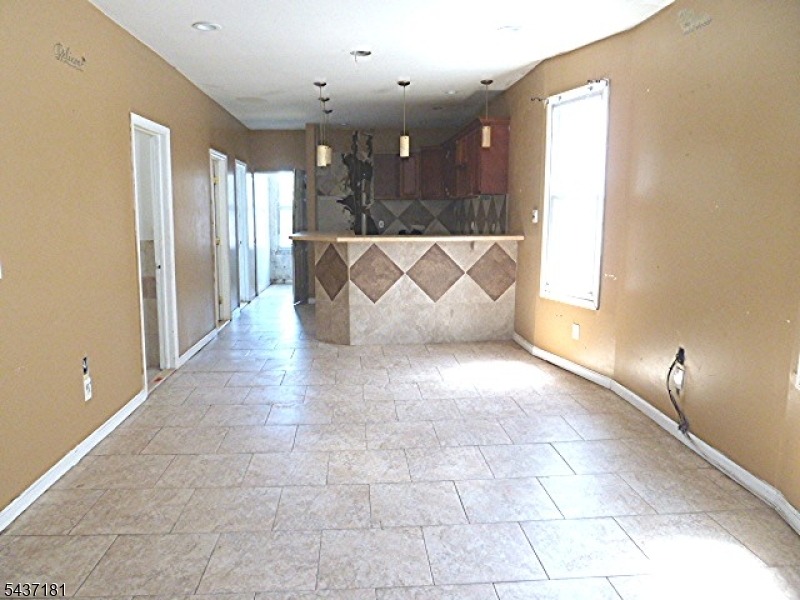 557 Magnolia Avenue Elizabeth NJ 07206
