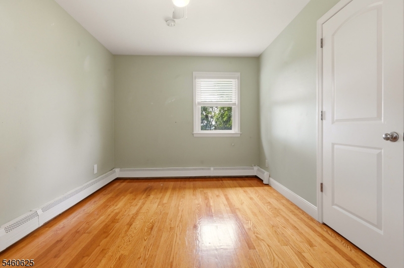 33 Willow Avenue Woodbridge NJ 08830