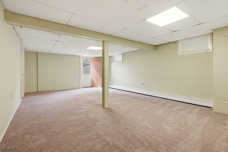 33 Willow Avenue Woodbridge NJ 08830