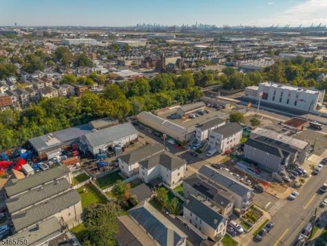 208 Oak Street Elizabeth NJ 07201