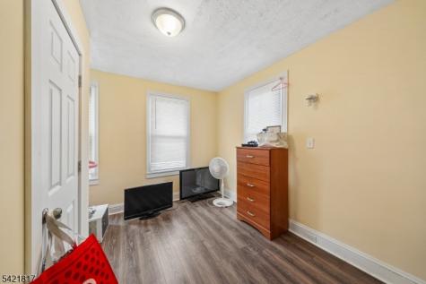44 State Street East Orange NJ 07017