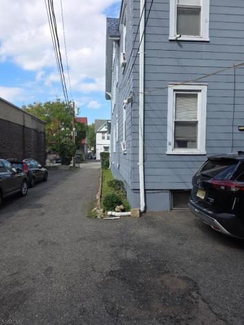109 Burchard Avenue East Orange NJ 07017