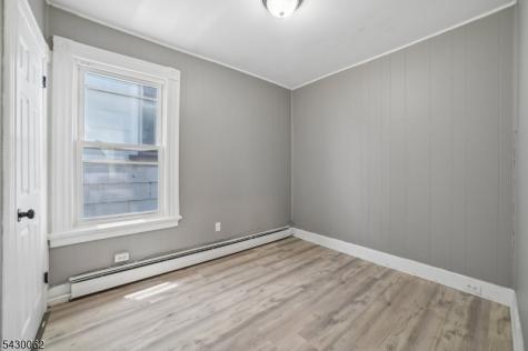 7 Belle Avenue Paterson NJ 07522