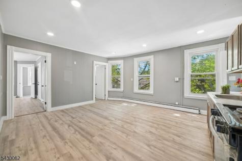 7 Belle Avenue Paterson NJ 07522