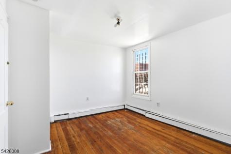196 Sussex Avenue Newark NJ 07103