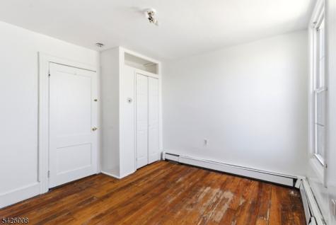 196 Sussex Avenue Newark NJ 07103