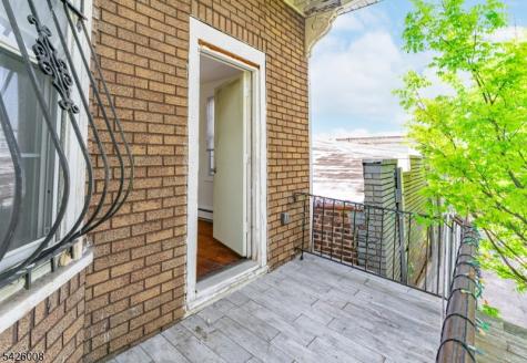196 Sussex Avenue Newark NJ 07103