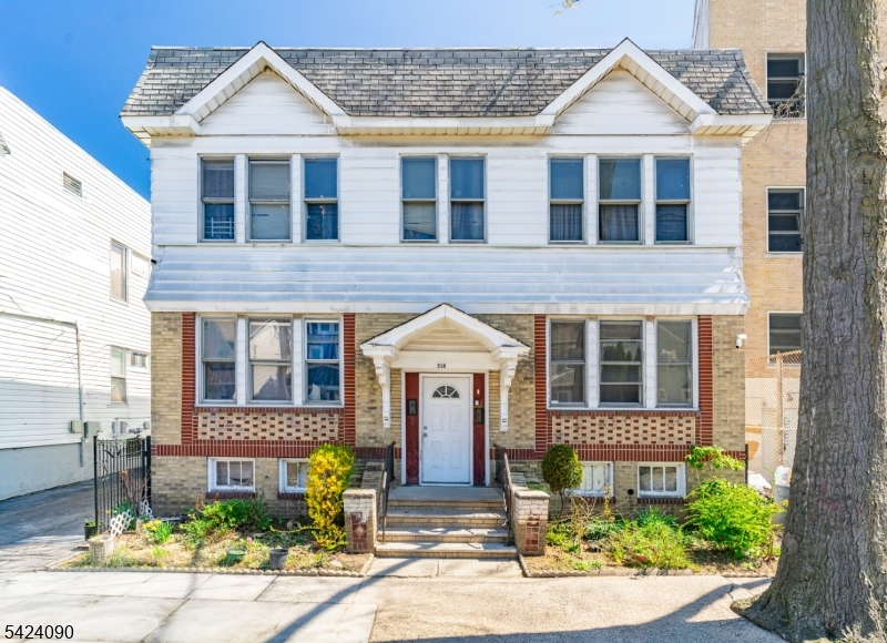 316 Ellery Avenue Newark NJ 07106