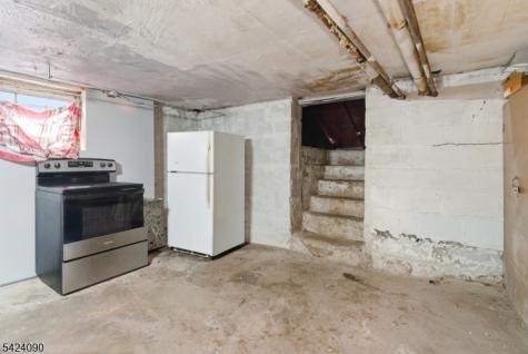 316 Ellery Avenue Newark NJ 07106