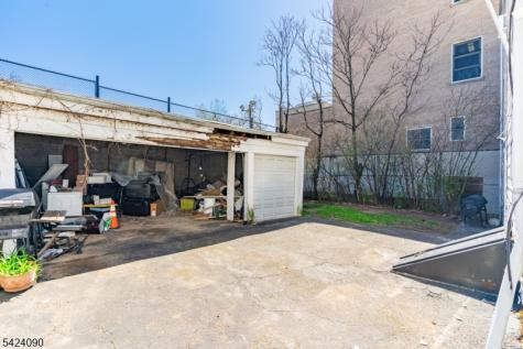 316 Ellery Avenue Newark NJ 07106