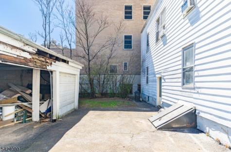 316 Ellery Avenue Newark NJ 07106