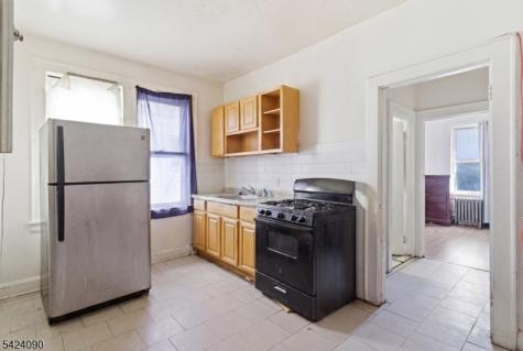 316 Ellery Avenue Newark NJ 07106