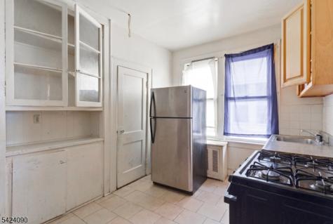 316 Ellery Avenue Newark NJ 07106