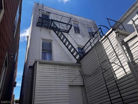 414 24TH Street Union NJ 07087