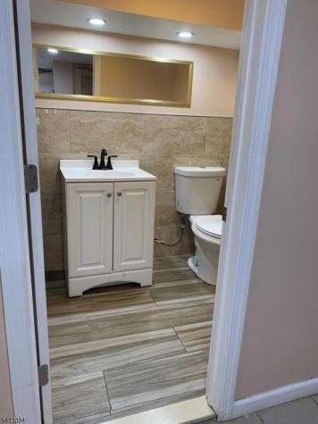 323 Union Avenue Irvington NJ 07111