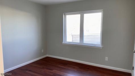 560 N 11th Street Newark NJ 07107