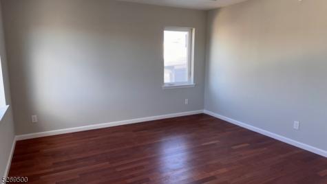 560 N 11th Street Newark NJ 07107