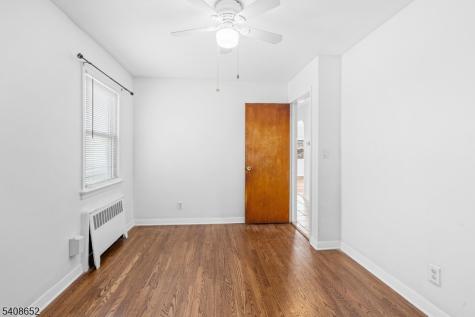 274 Greylock Parkway Belleville NJ 07109