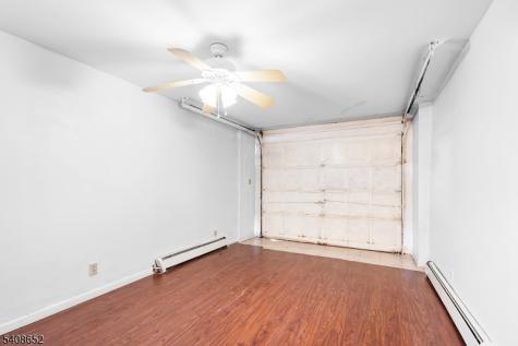274 Greylock Parkway Belleville NJ 07109