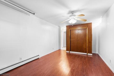 274 Greylock Parkway Belleville NJ 07109