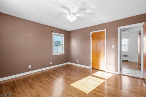 274 Greylock Parkway Belleville NJ 07109