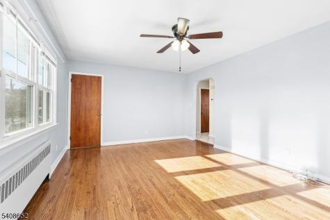274 Greylock Parkway Belleville NJ 07109