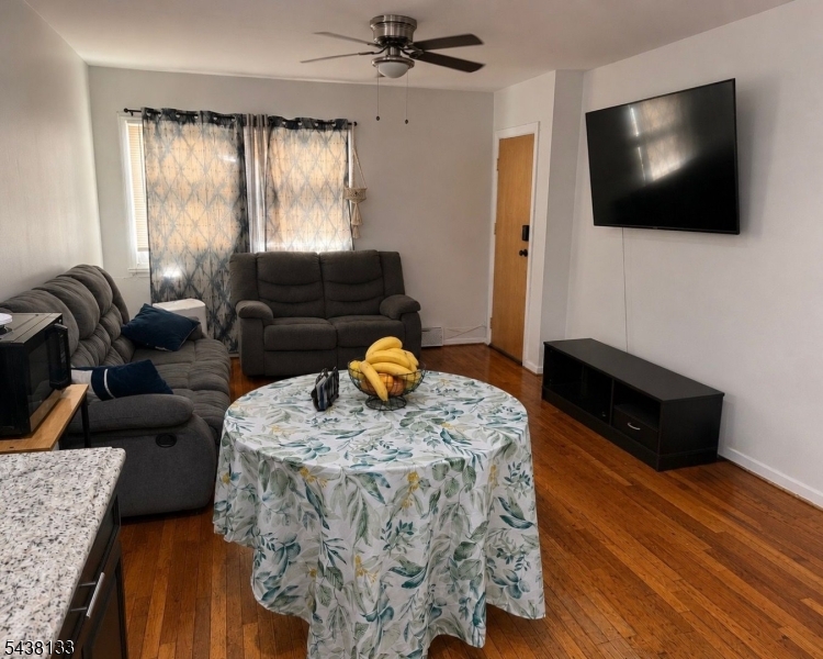 697 N 5th Street Newark NJ 07107
